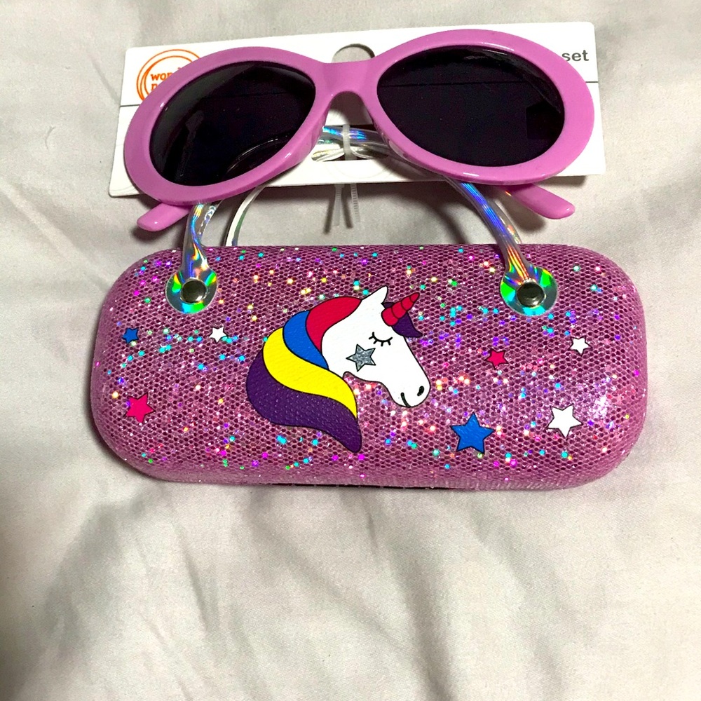 NWT Unicorn Razzle Dazzle Sunglasses with case
